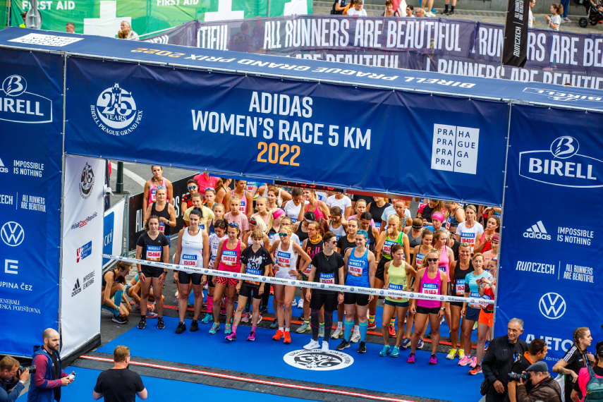 Photo adidas Women`s Race 5 km 2022